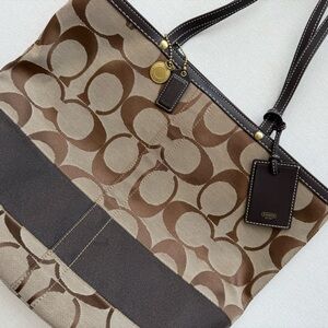 Coach Classic C Logo Tote